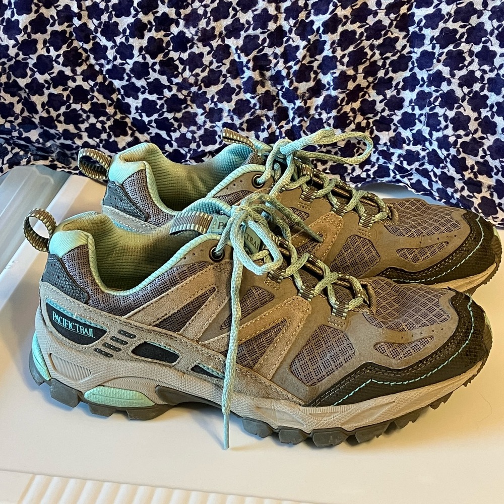 Pacific Trail Tioga Women’s hiking athletic sneakers gray aqua light blue 8